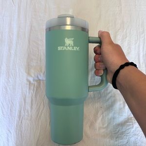 40oz eucalyptus Stanley tumbler
